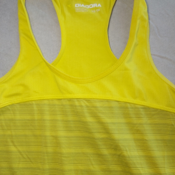 Diadora Yellow Lightweight Athletic Running Tank Top Shirt, XS - Picture 3 of 8